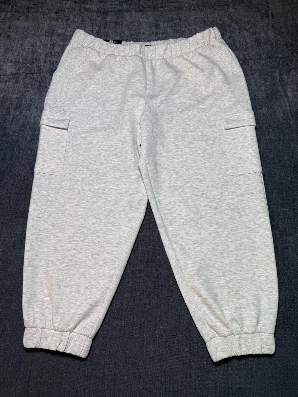 NWT Express Cargo Joggers Women's 2XL Light Gray Relaxed Fit Comfort Sporty